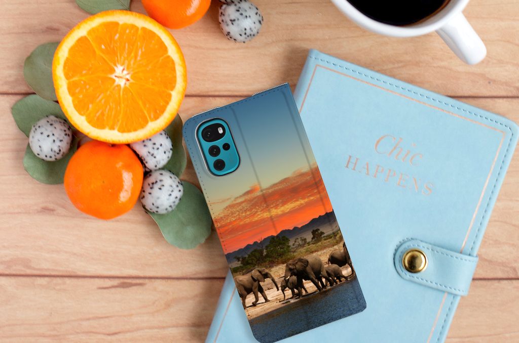 Motorola Moto G22 Hoesje maken Olifanten - B2C Telecom