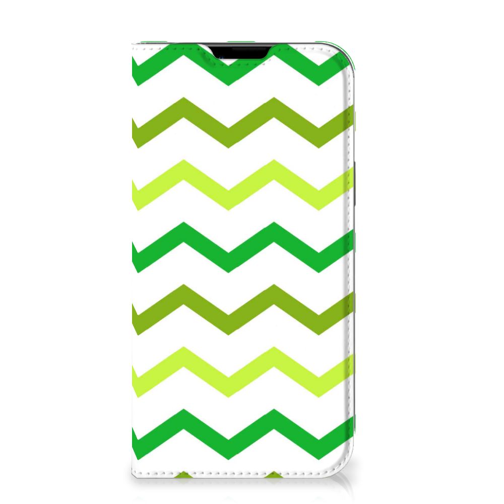 iPhone 14 Plus Hoesje met Magneet Zigzag Groen