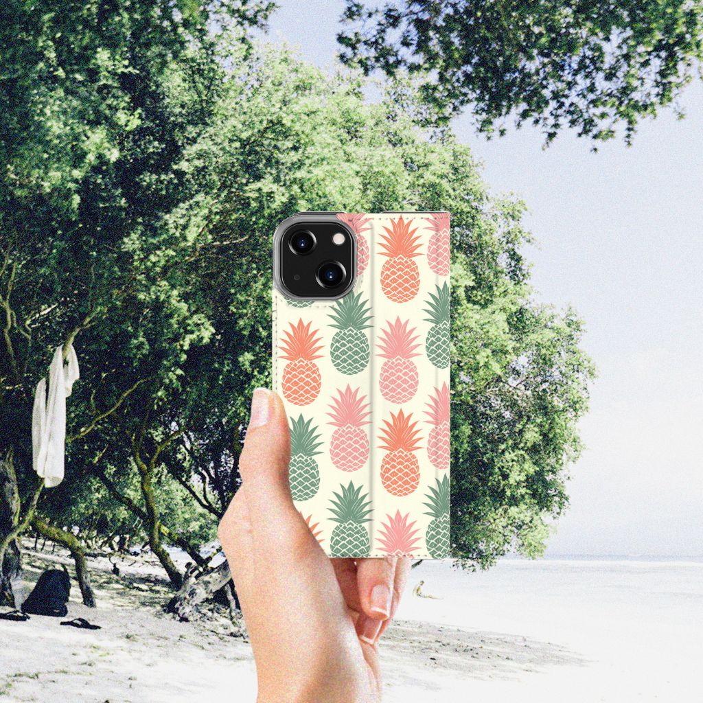 iPhone 14 Flip Style Cover Ananas