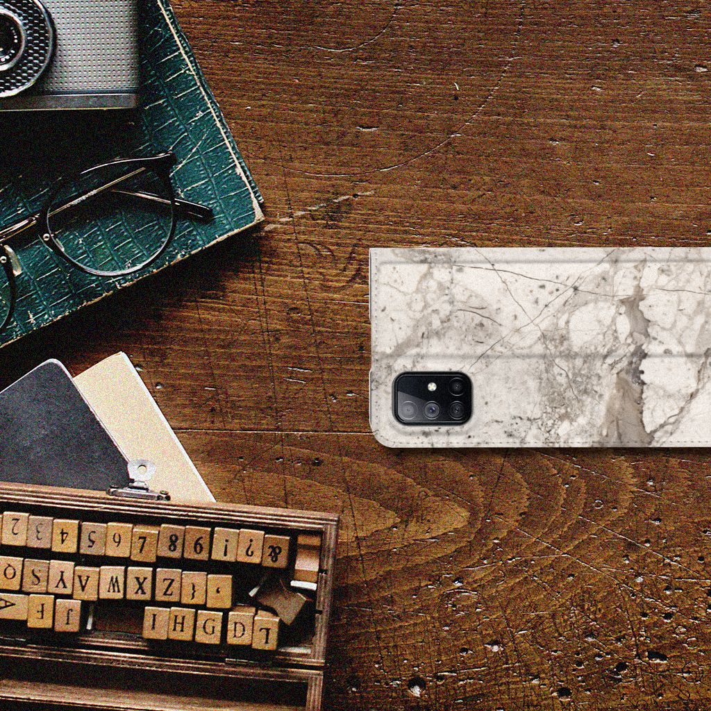 Samsung Galaxy M51 Standcase Marmer Beige - B2C Telecom
