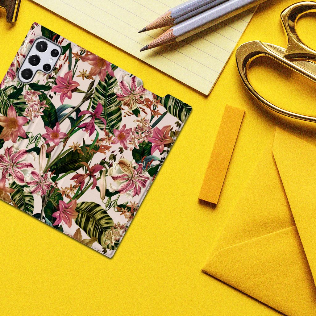 Samsung Galaxy S22 Ultra Smart Cover Flowers - B2C Telecom