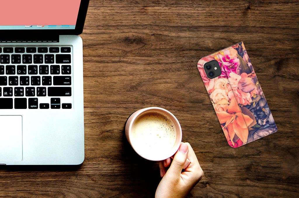 Apple iPhone 11 Smart Cover Bosje Bloemen