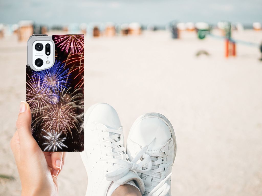 OPPO Find X5 Pro Hippe Standcase Vuurwerk - B2C Telecom
