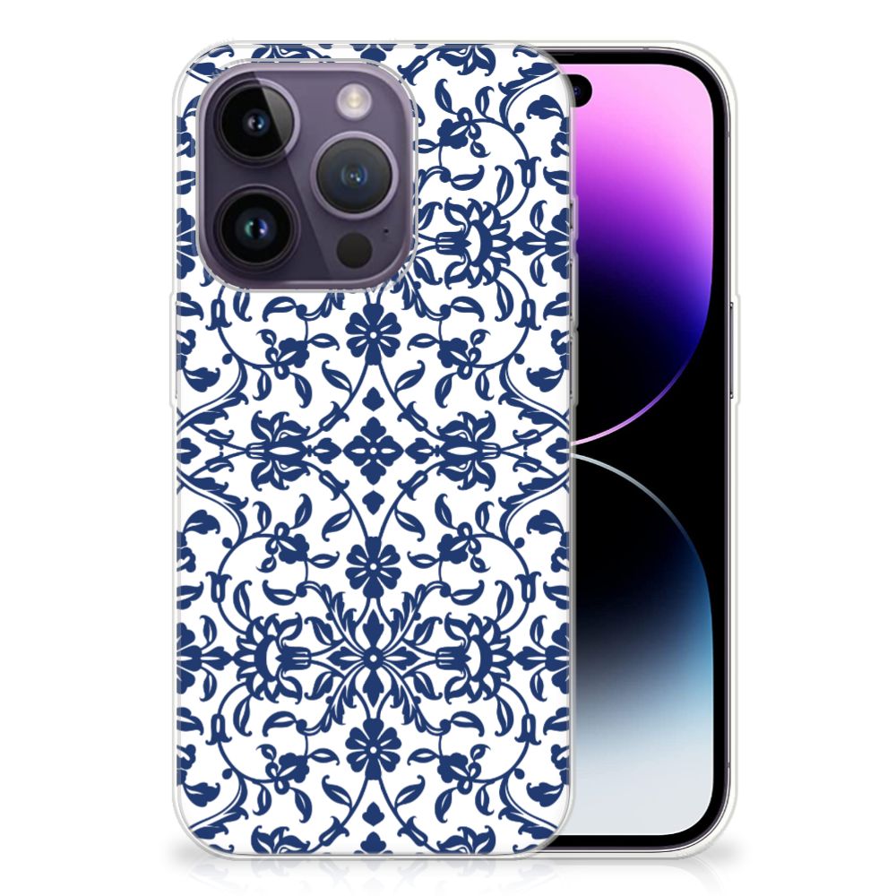 Apple iPhone 14 Pro TPU Case Flower Blue met elegant bloemenpatroon op een witte achtergrond.