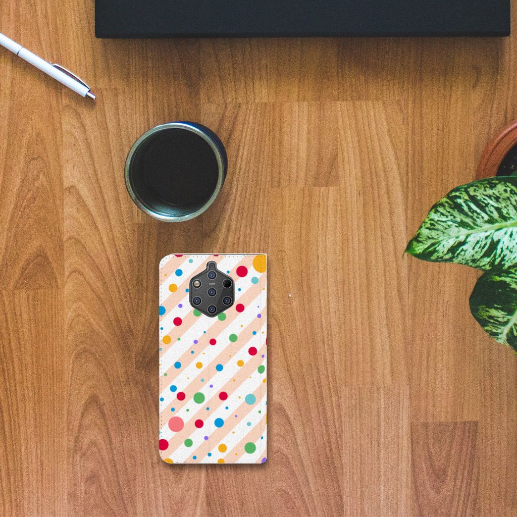 Nokia 9 PureView Hoesje met Magneet Dots