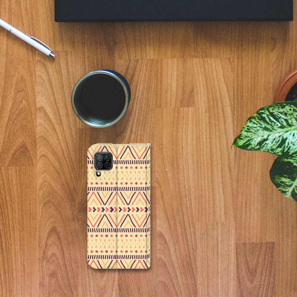 Huawei P40 Lite Hoesje met Magneet Aztec Yellow - B2C Telecom