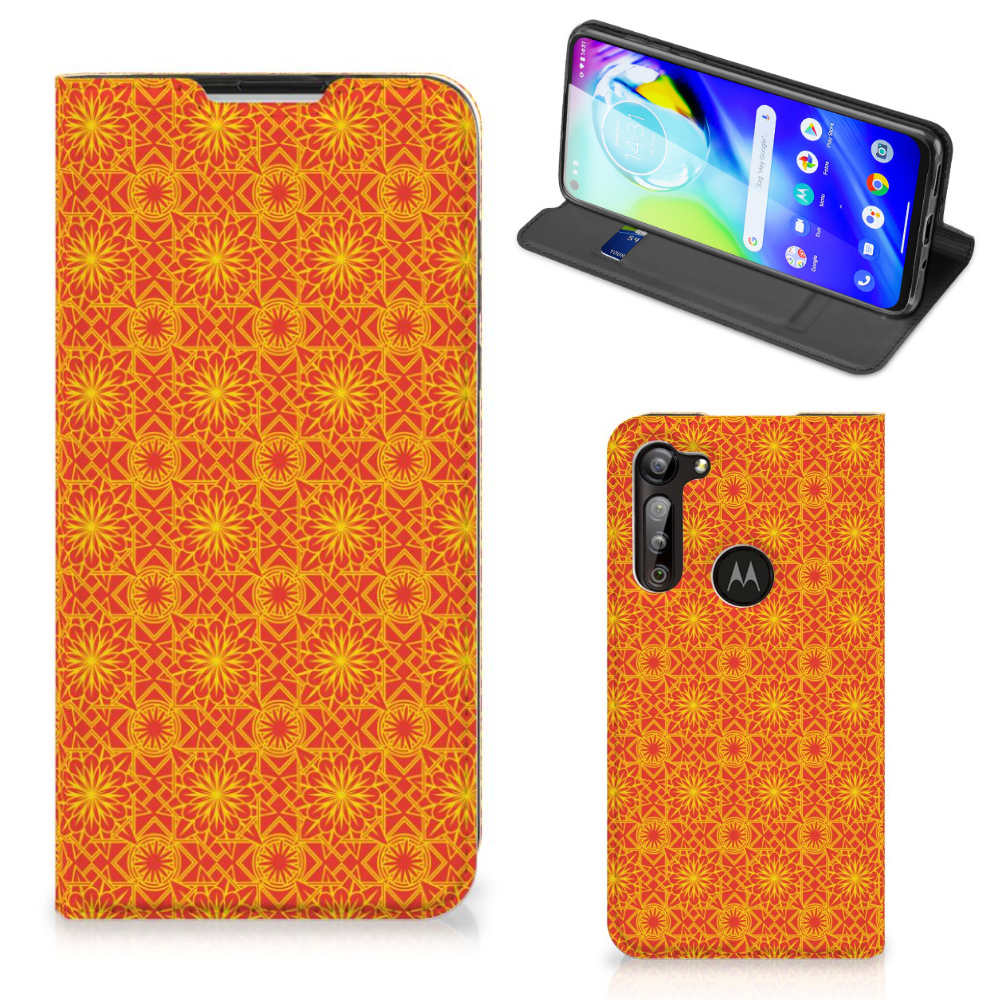 Motorola Moto G8 Power Hoesje met Magneet Batik Oranje - B2C Telecom