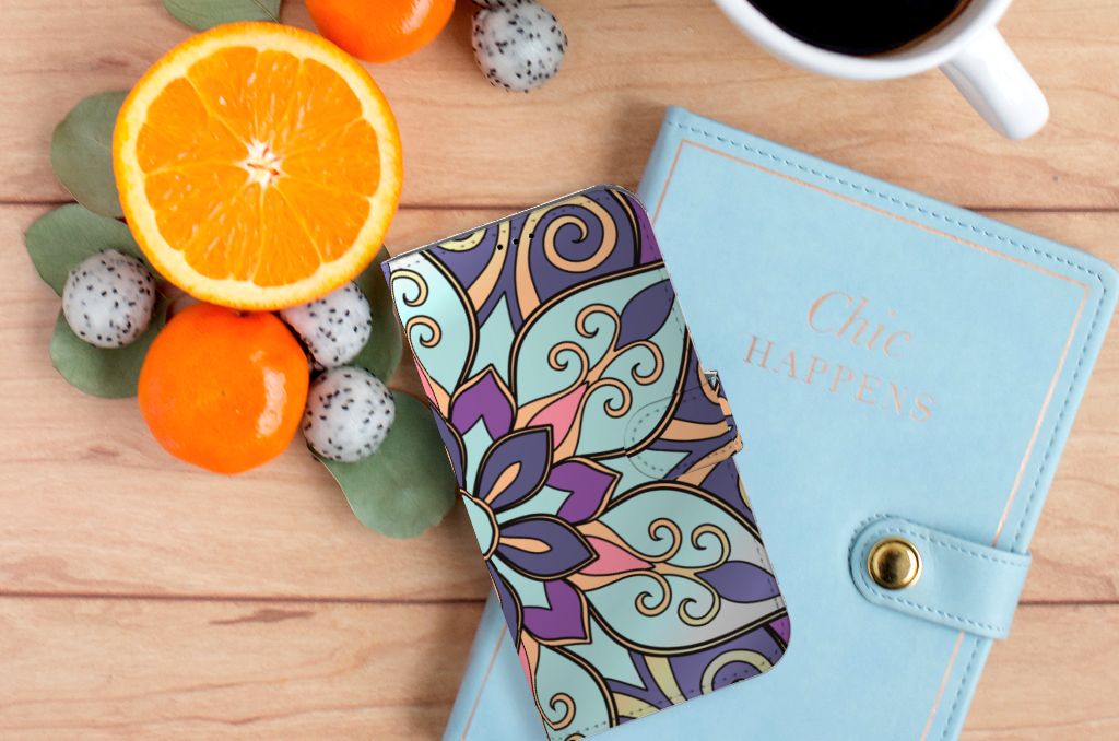 iPhone 14 Plus Hoesje Purple Flower