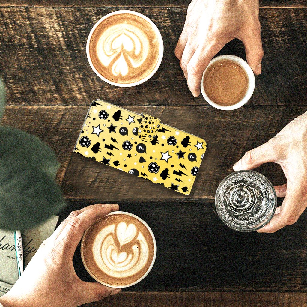 Telefoonhoesje met Naam Motorola One Action Punk Geel