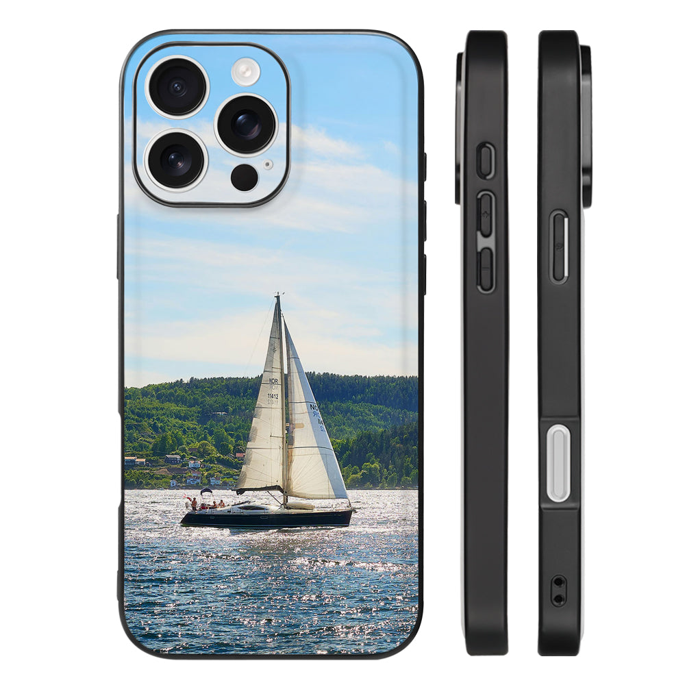 Back Cover Hoesje Maken iPhone 16 Pro Max met afbeelding van een zeilboot op het water.