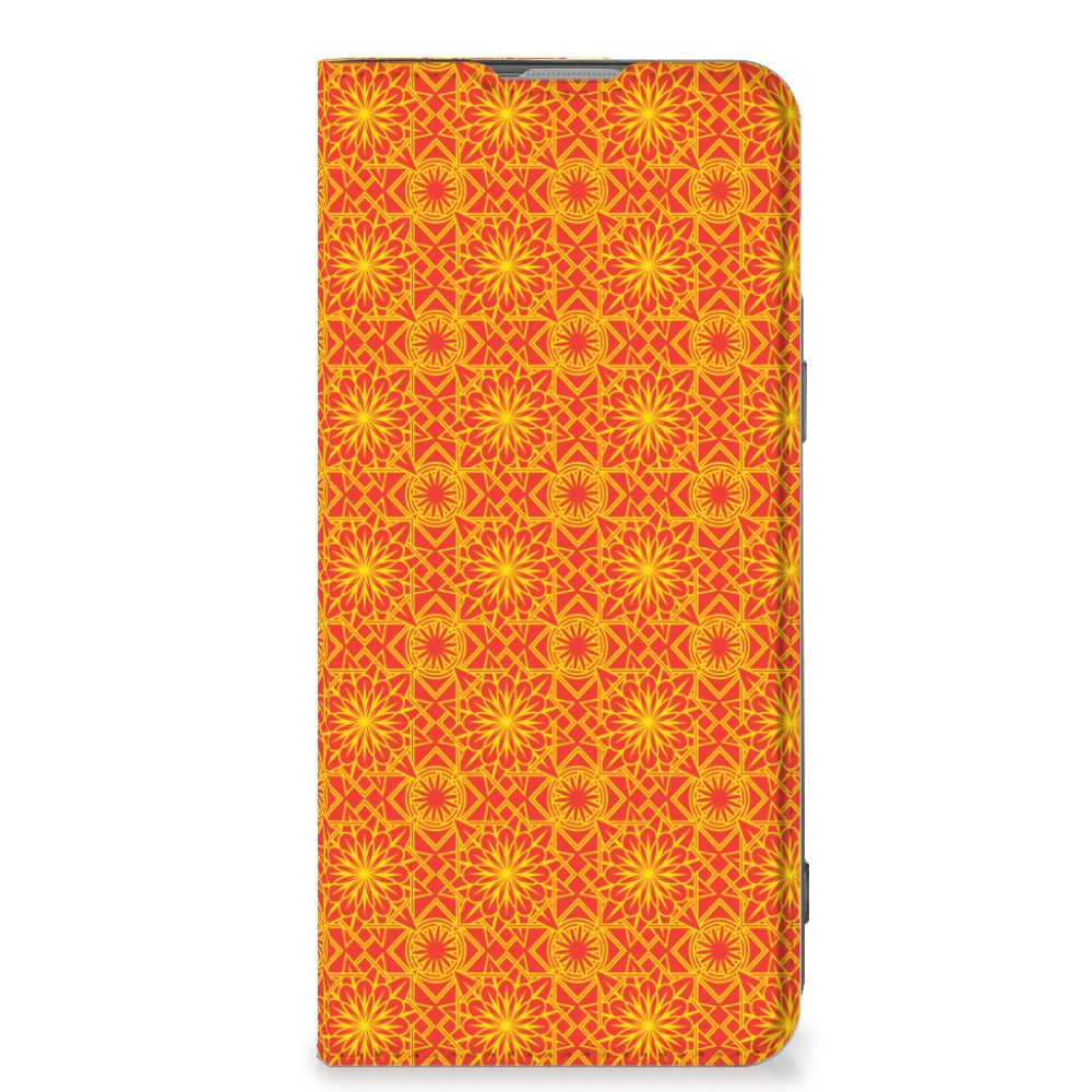 OnePlus Nord 2T Hoesje met Magneet Batik Oranje - B2C Telecom