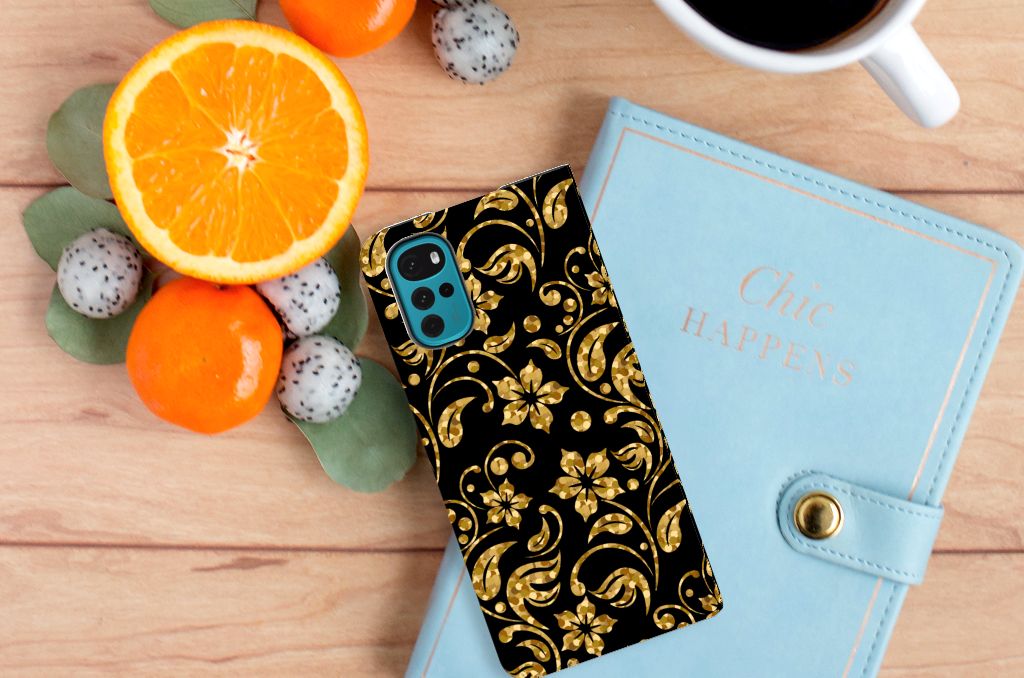 Motorola Moto G22 Smart Cover Gouden Bloemen - B2C Telecom