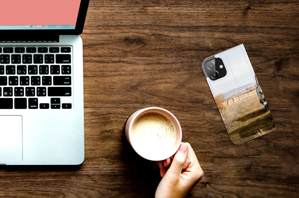 iPhone 12 | iPhone 12 Pro Stand Case Vintage Auto - B2C Telecom