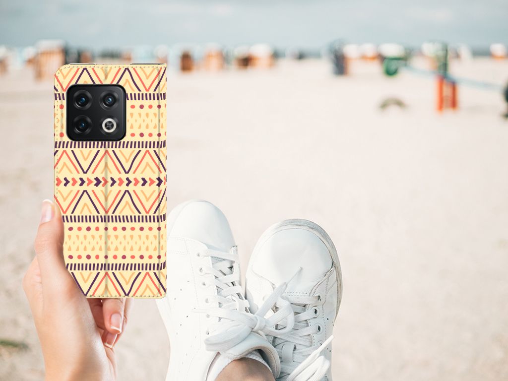 OnePlus 10 Pro Hoesje met Magneet Aztec Yellow - B2C Telecom