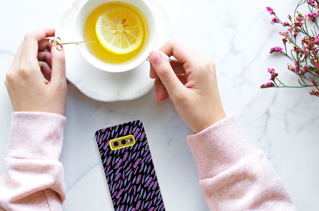 Samsung Galaxy S10e TPU bumper Feathers Color