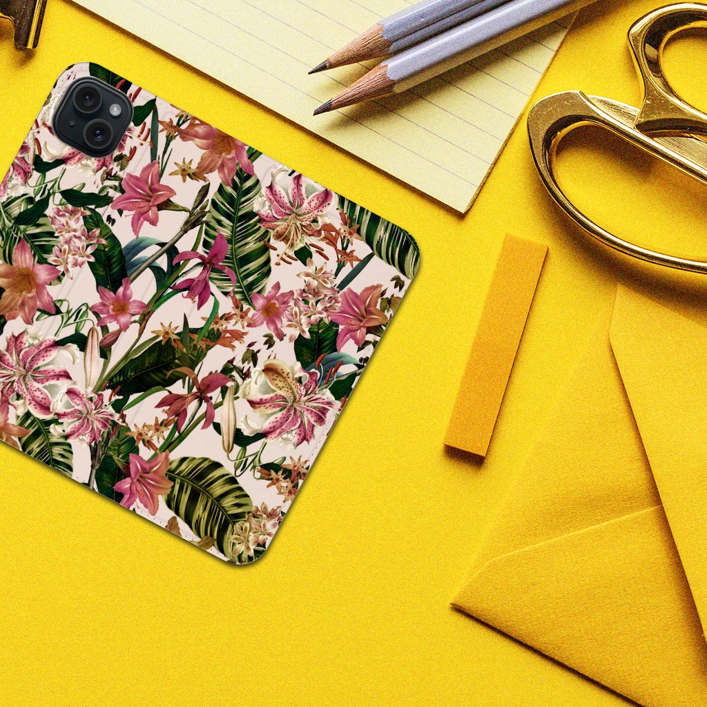 iPhone 15 Plus Smart Cover Flowers met een kleurrijk bloemenontwerp, perfect voor een sierlijke uitstraling đ¸