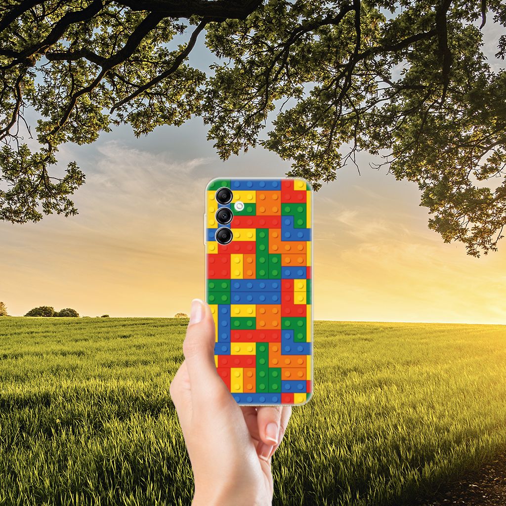 Samsung Galaxy A14 5G TPU bumper Blokken met kleurrijk Lego design in een mooi buitenlandschap.