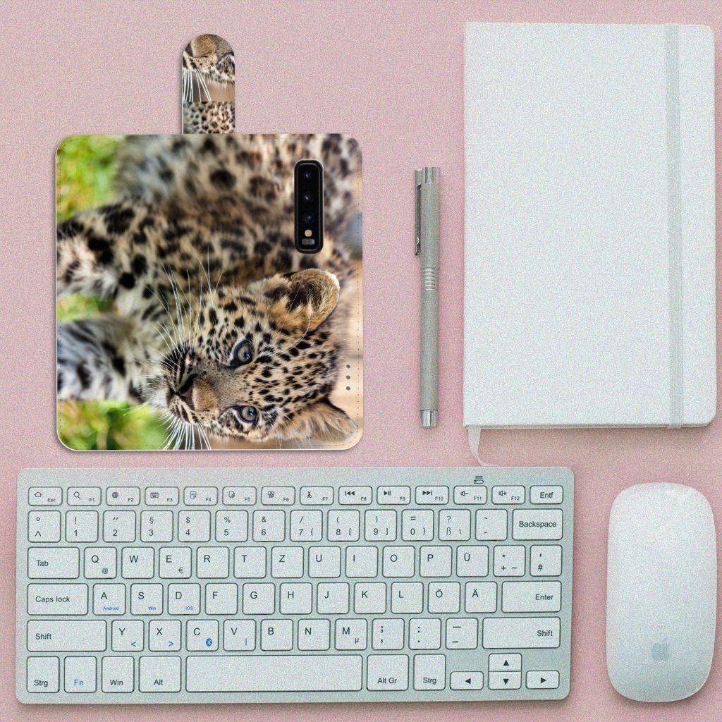 Samsung Galaxy S10 Telefoonhoesje met Pasjes Baby Luipaard