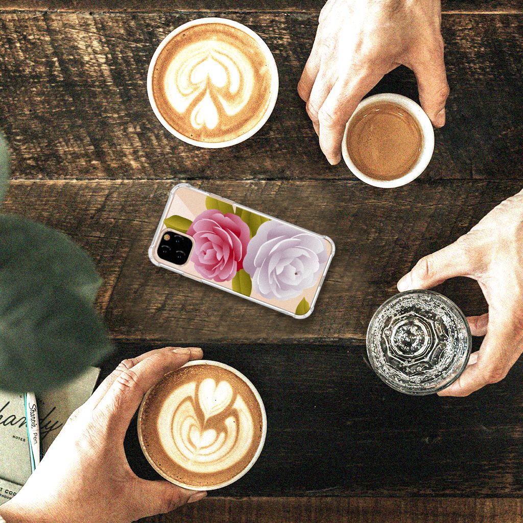 Apple iPhone 11 Pro Case Roses