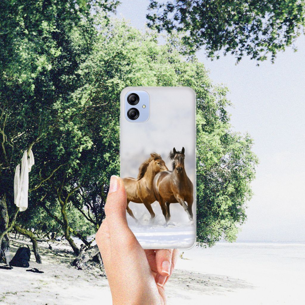 Samsung Galaxy A04e TPU Hoesje Paarden B2C Telecom