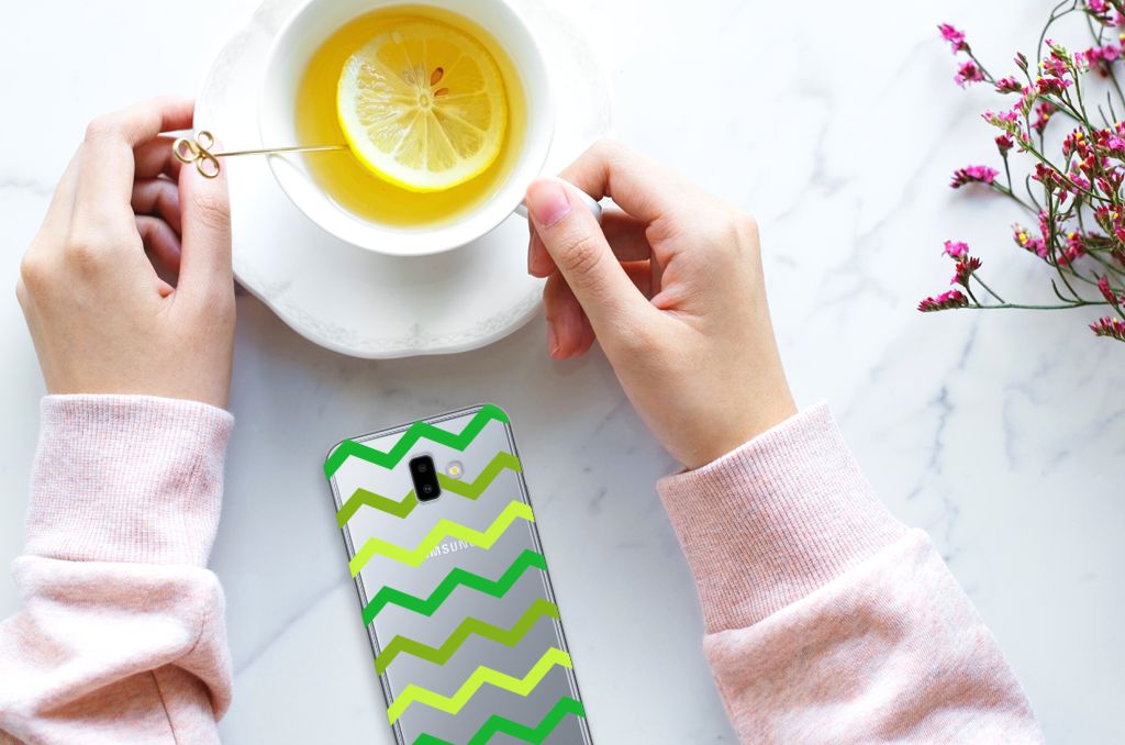 Samsung Galaxy J6 Plus (2018) TPU bumper Zigzag Groen