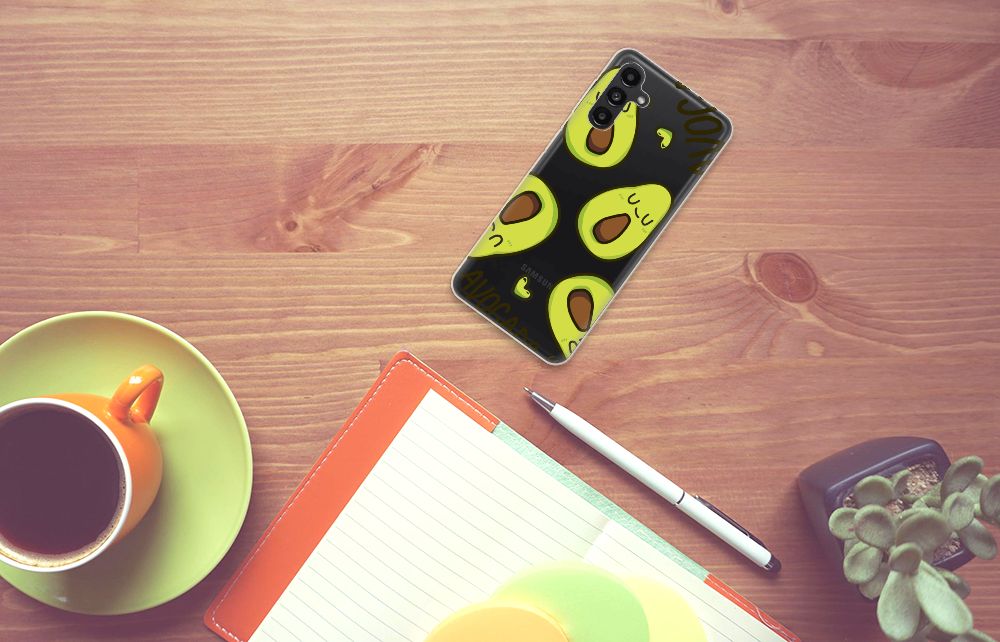 Samsung Galaxy A13 | A04s Telefoonhoesje met Naam Avocado Singing B2C Telecom