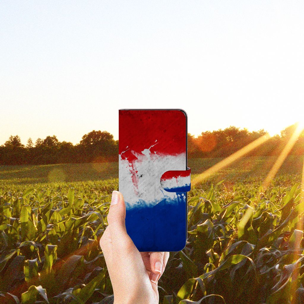 Samsung Galaxy M53 Bookstyle Case Nederland met artistiek ontwerp van de Nederlandse vlag
