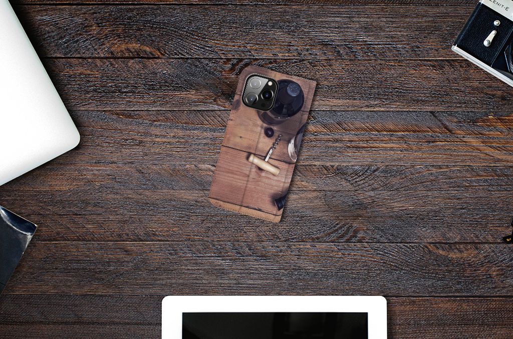 iPhone 14 Pro Max Flip Style Cover Wijn - B2C Telecom