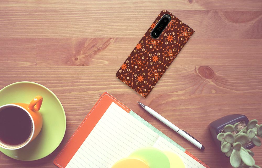 Sony Xperia 1 III Hoesje met Magneet Batik Brown - B2C Telecom