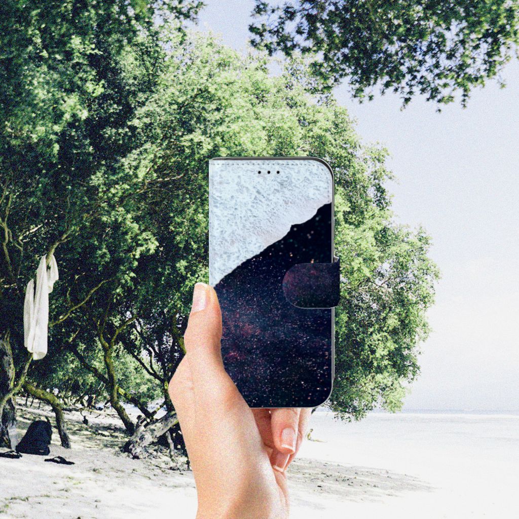 Apple iPhone 11 Pro Book Case Sea in Space