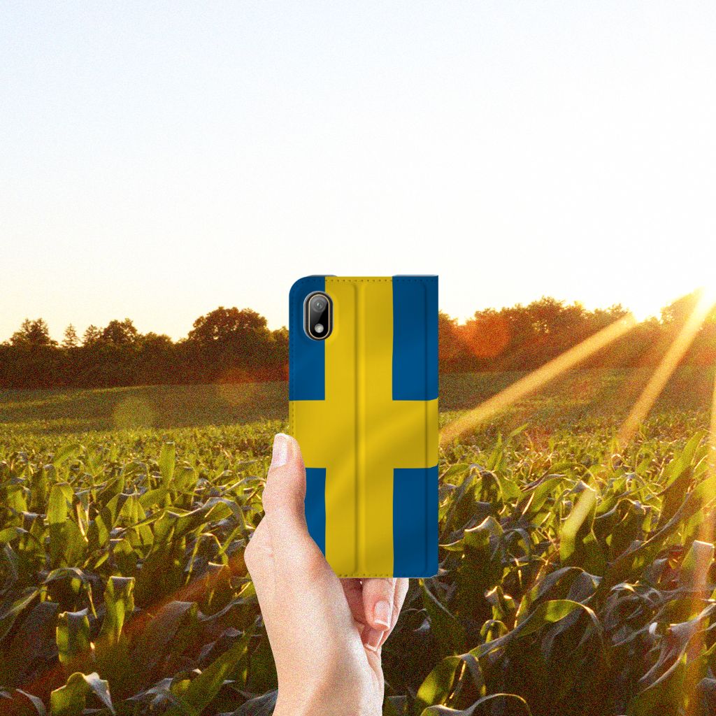 Huawei Y5 (2019) Standcase Zweden - B2C Telecom