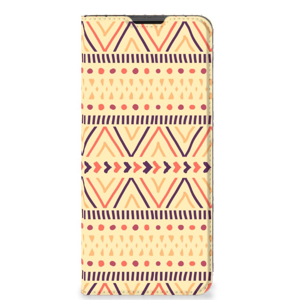 Motorola Moto G51 5G Hoesje met Magneet Aztec Yellow - B2C Telecom