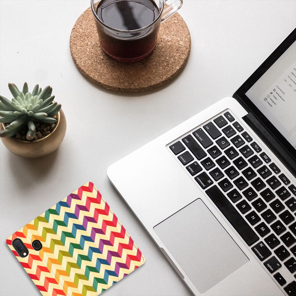 Samsung Galaxy A20e Hoesje met Magneet Zigzag Multi Color