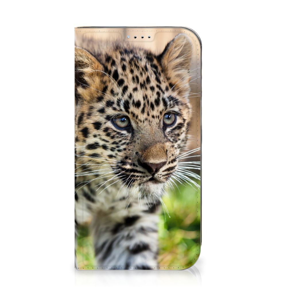 iPhone 15 Hoesje maken Baby Luipaard met close-up van een schattige baby luipaard đ.