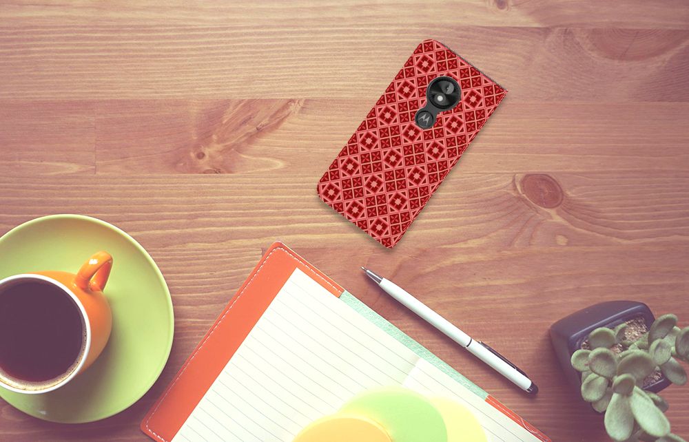 Motorola Moto E5 Play Hoesje met Magneet Batik Rood