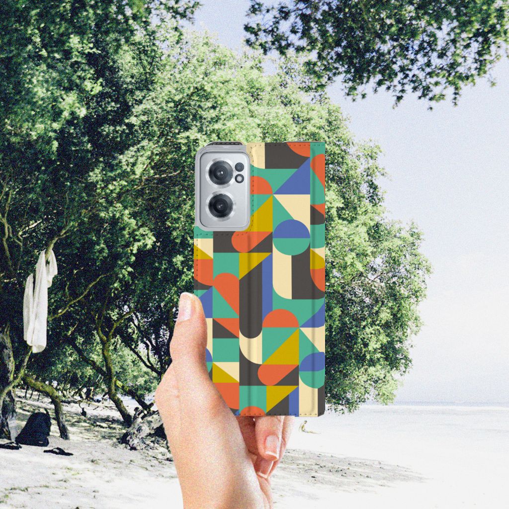 OnePlus Nord CE 2 5G Hoesje met Magneet Funky Retro - B2C Telecom