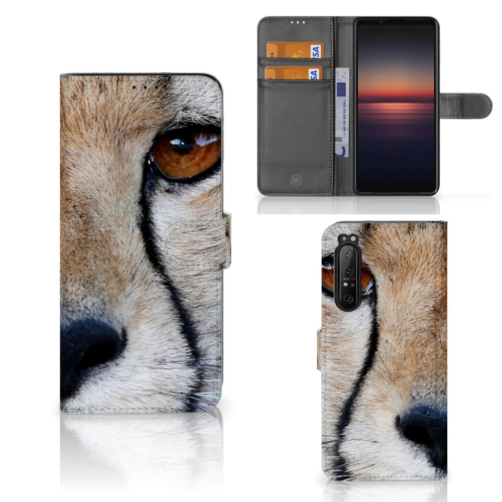 Sony Xperia 1 II Telefoonhoesje met Pasjes Cheetah met close-up van cheetah gezicht en pasjesruimte.