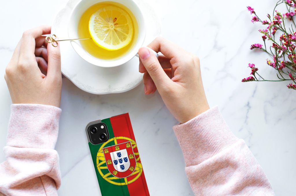 iPhone 13 Mini Standcase Portugal - B2C Telecom
