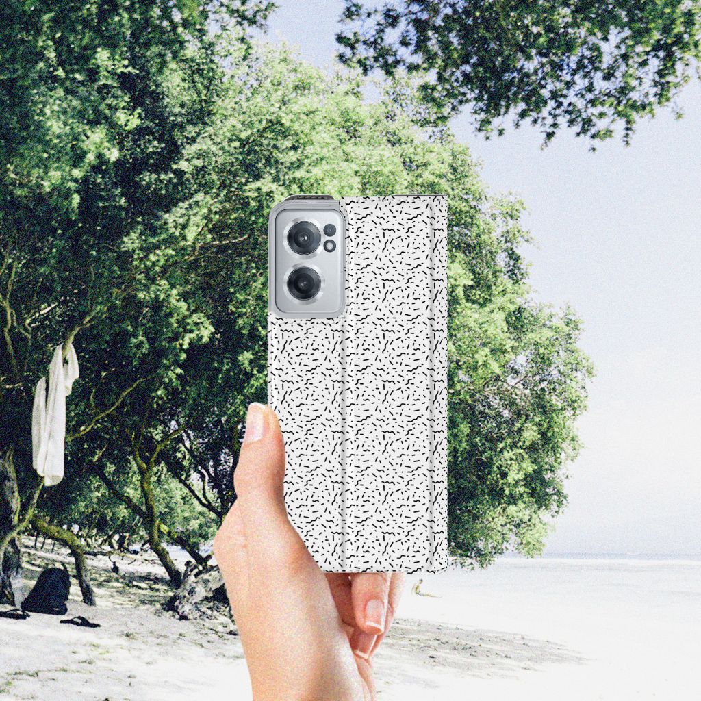 OnePlus Nord CE 2 5G Hoesje met Magneet Stripes Dots - B2C Telecom