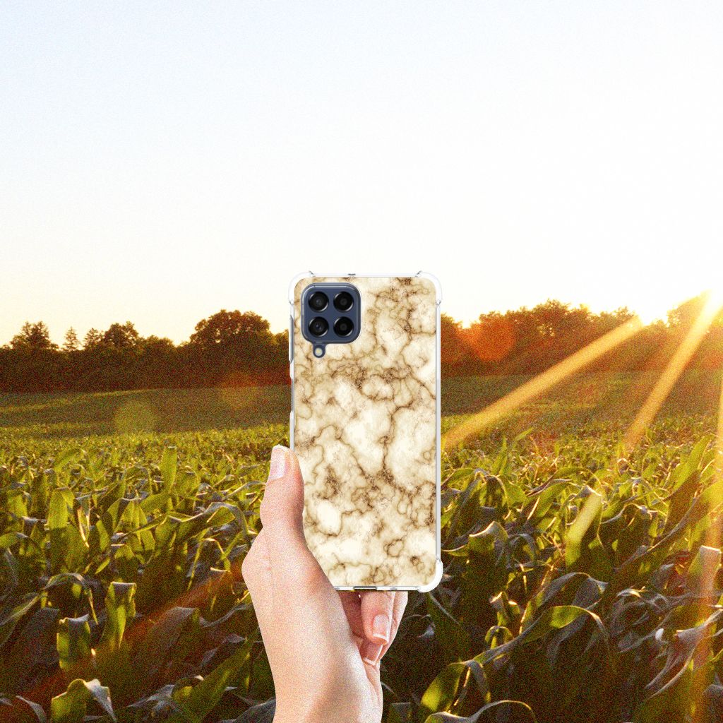 Samsung Galaxy M53 Anti-Shock Hoesje Marmer Goud B2C Telecom