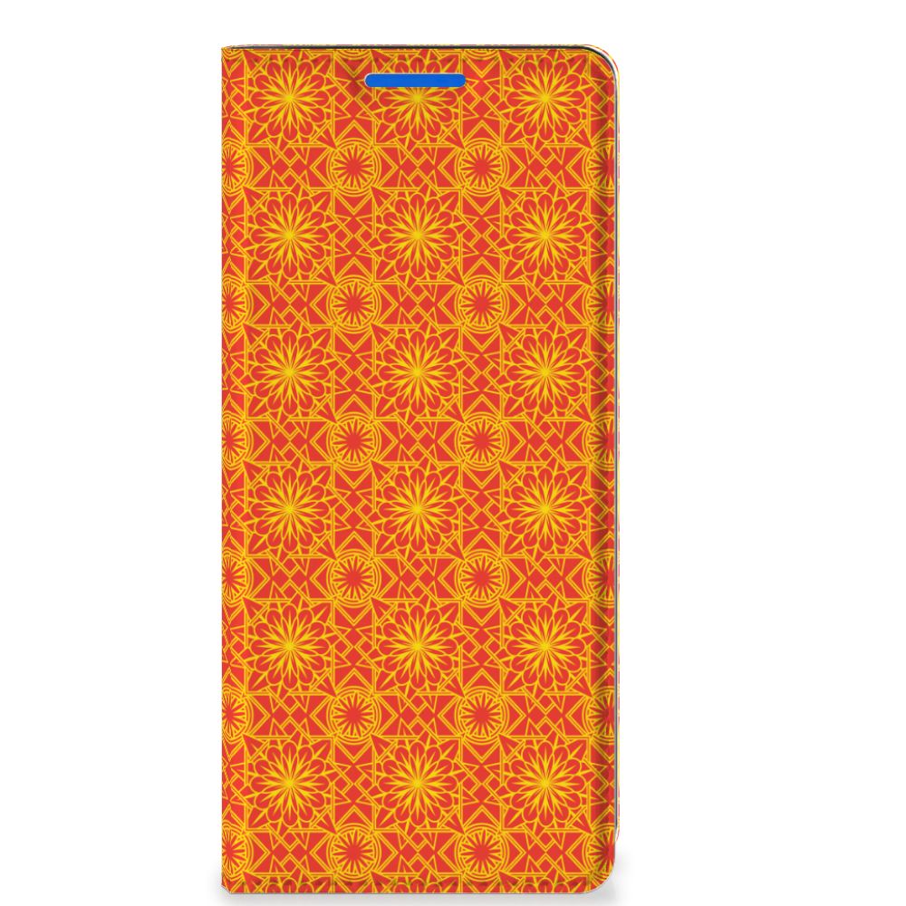OPPO Reno 6 Pro Plus 5G Hoesje met Magneet Batik Oranje - B2C Telecom