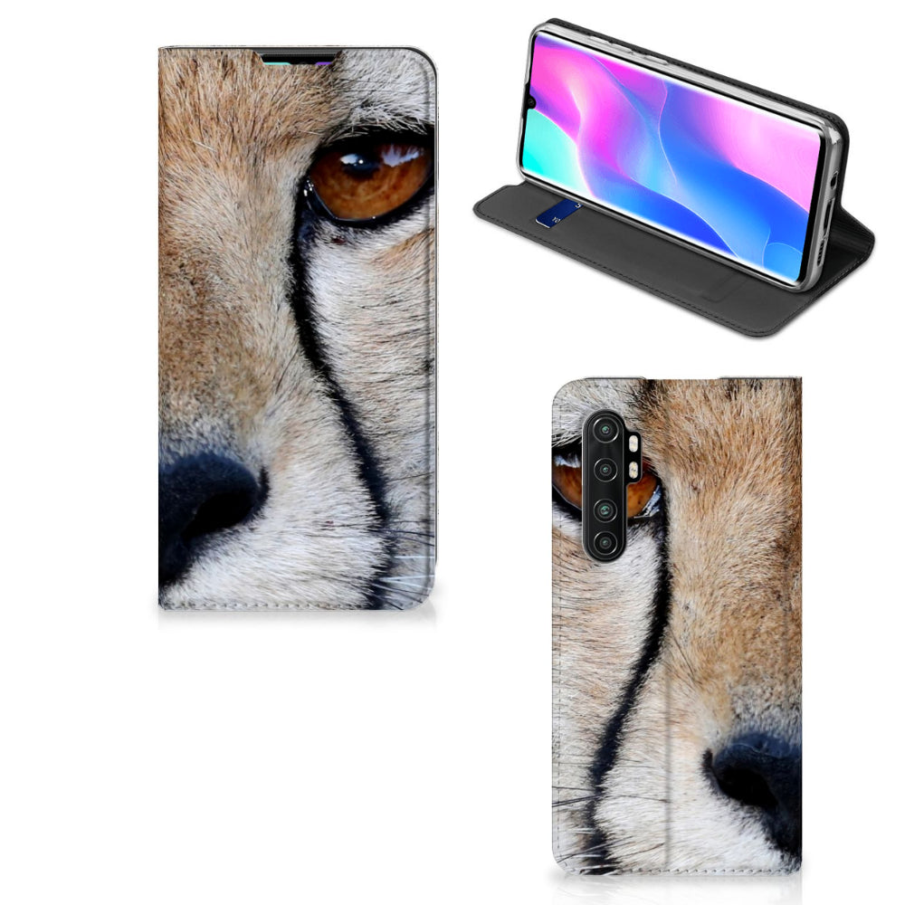 Xiaomi Mi Note 10 Lite Hoesje maken Cheetah met close-up van een jachtluipaard op een stand case.