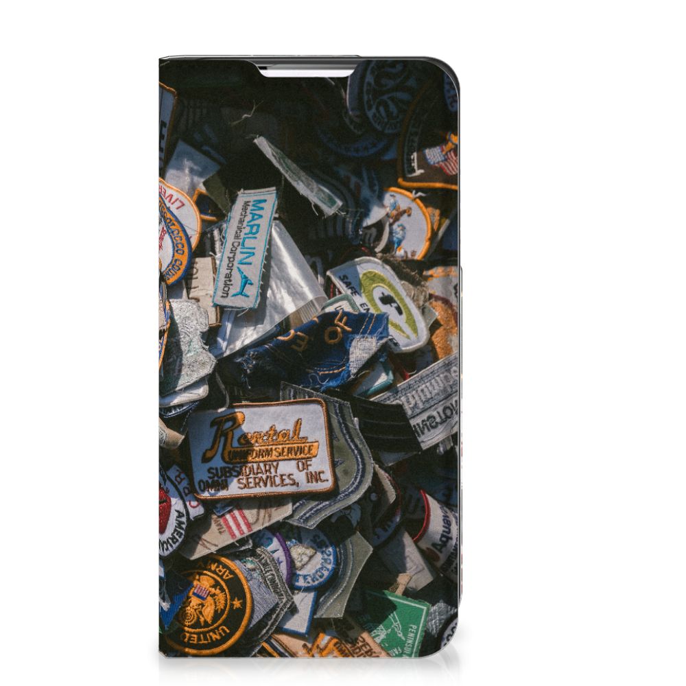 Samsung Galaxy S22 Stand Case Badges - B2C Telecom