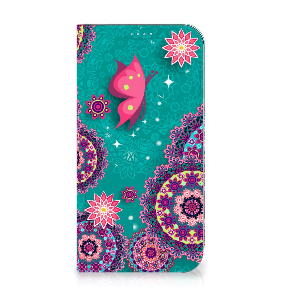 iPhone 15 Plus Bookcase Cirkels en Vlinders met kleurrijke vlinders en bloemen đē.