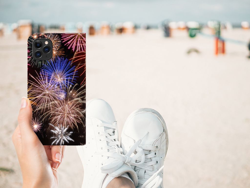 Apple iPhone 11 Pro Max Hippe Standcase Vuurwerk