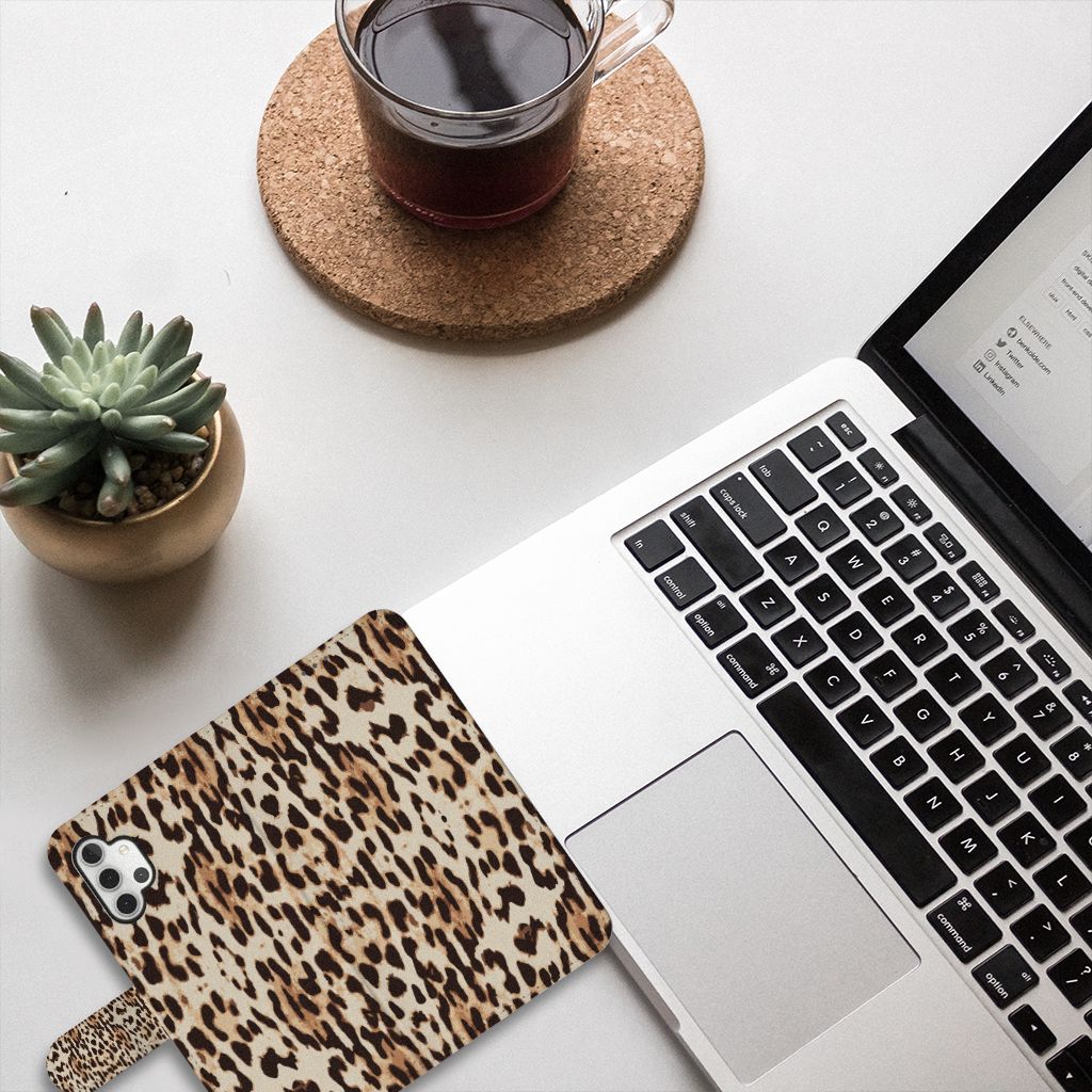 Samsung Galaxy A32 5G Telefoonhoesje met Pasjes Leopard