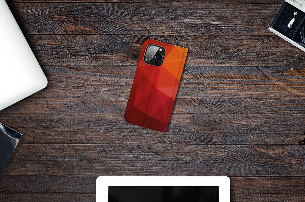 Stand Case voor iPhone 14 Pro Max Polygon Red - B2C Telecom