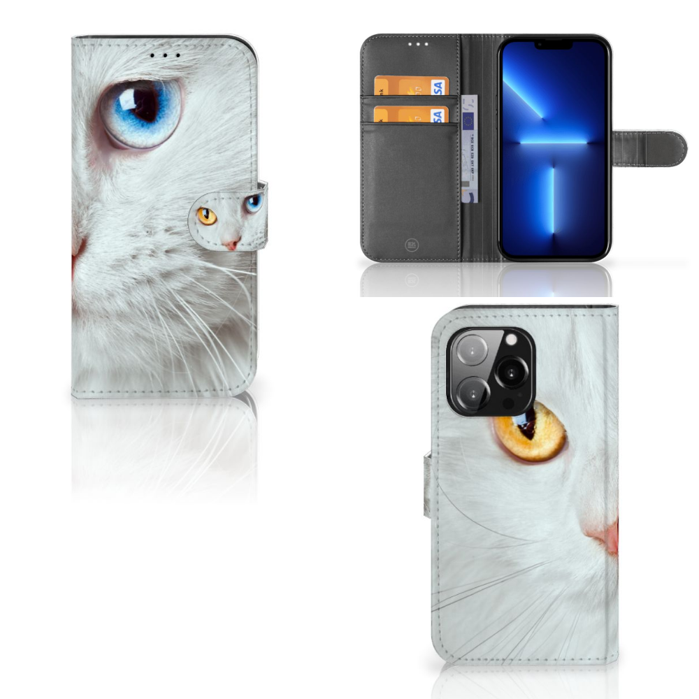 iPhone 13 Pro Telefoonhoesje met Pasjes Witte Kat - unieke design met kat met verschillende kleuren ogen đ