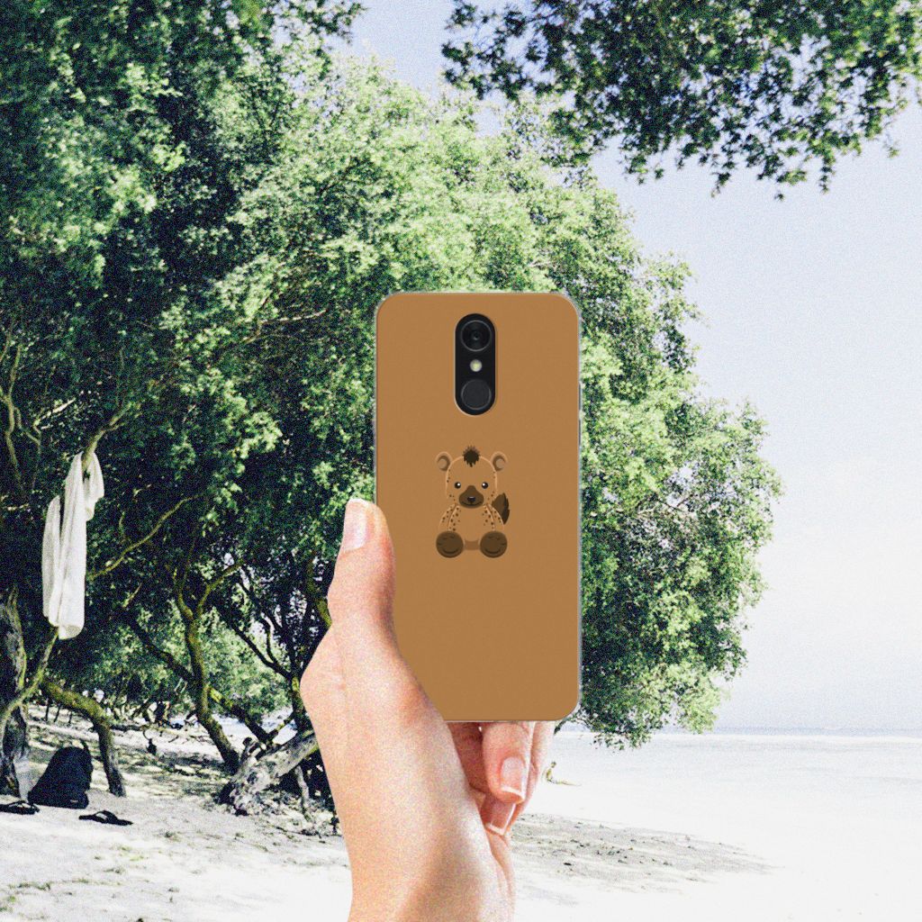 LG Q7 Telefoonhoesje met Naam Baby Hyena