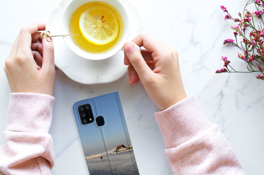Samsung Galaxy M31 Book Cover Schaatsers - B2C Telecom
